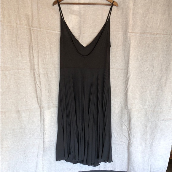 See You Monday Black Midi Dress - Picture 5 of 7